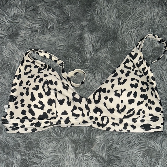 Aerie White, Pink, and Leopard Print Bikini Tops - Picture 4 of 5